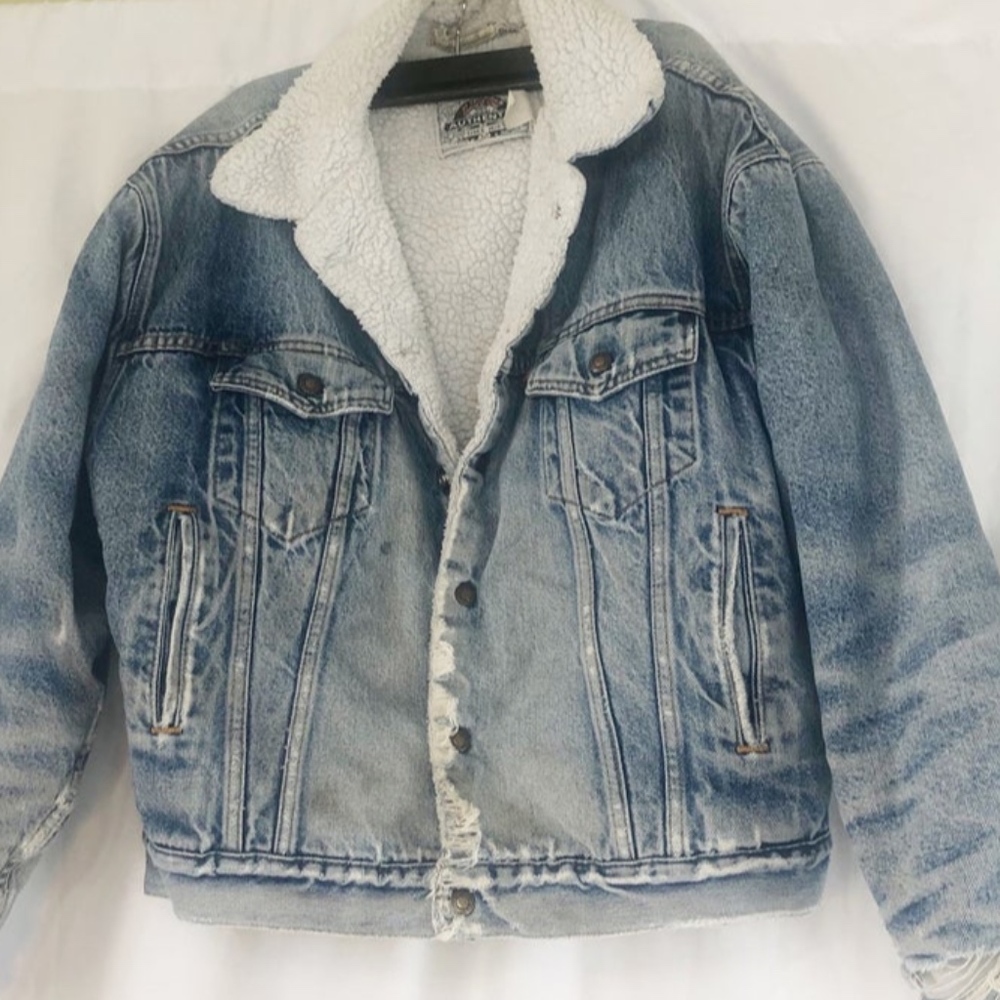 Vintage 90s Levi Sherpa Trucker Jacket